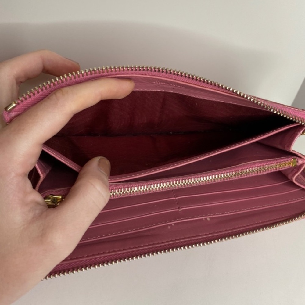 miu miu wallet ❤️ - Picture 9 of 9